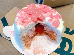 -星巴克臻选(上海虹桥新天地三店)