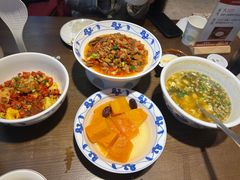 -八碗湘长沙市井菜(坡子街店)