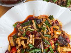 -周记翘脚牛肉