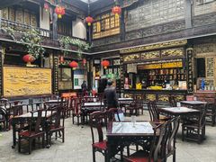 -蔼若春.传承三十年云南菜(金碧公园店)