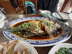 -芦茨金富饭庄·25年老字号·专做稻草鸡