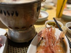 -雍和会海鲜姿造自助(湖东路店)