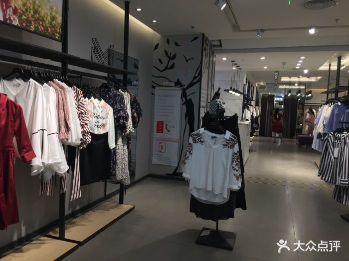 veromoda女装店(天虹商场店)图片 第7张