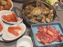 -黑金·寻焰自助百汇·烤肉·火锅(中街店)