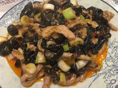 鱼香肉丝-付掌柜在成都·热炒砂锅集(金禾店)