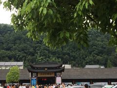 -安吉龙王山峡谷漂流