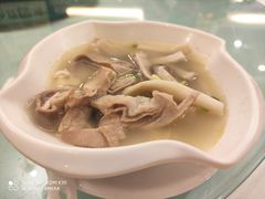 -万山楼海鲜酒家·二十三年老字号