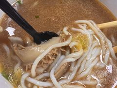 -龙记桂林米粉(财满街店)