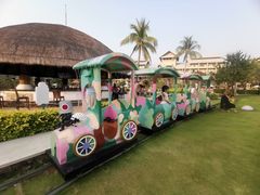 -水桶王国主题餐厅·聚会·生日派对·亲子活动·家庭套餐(亚龙湾希尔顿店)