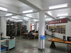-荔湾区图书馆(周门馆)
