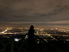 -鬼笑石后山停车场