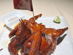 非遗红烧乳鸽-侨美食家·粤菜(体育西路店)
