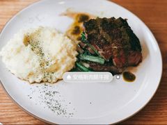 -1981牛排西餐厅(海信店)