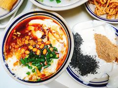 扁担豆腐脑-正南齐北·老街糯米团(洪崖洞店)