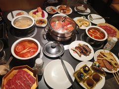 -钱小奴海鲜自助黑金店(杭州滨江龙湖店)