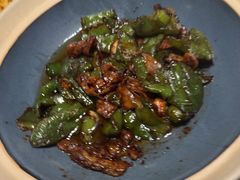 -八府香鸭·啫啫煲(华山路店)