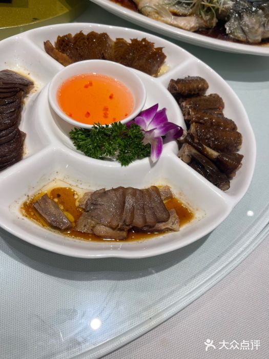 周锦记广式餐厅(格林生活坊2期店)烧腊拼盘图片