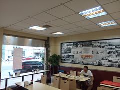 大堂-中国兰州名牛纯汤牛肉面(永安道店)