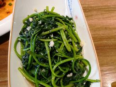 -九头鹰家宴(岳家嘴店)