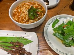 -云海肴·汽锅鸡·云南菜(天山百盛优客店)