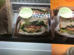 -BreadTalk面包新语(长寿路地铁站店)