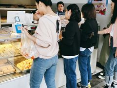 面包甜点陈列柜-甜嘟嘟烘焙坊(舒城路店)