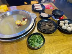 -皇牛鲜生·牛爱牛鲜牛肉自选火锅(晋吉北路店)