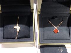 -梵克雅宝(国贸商城店)