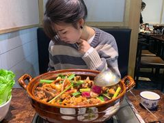 -胡须佬鸡煲四季火锅(海雅缤纷城店)