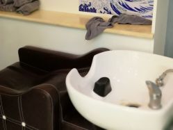 -DL HAIR SALON