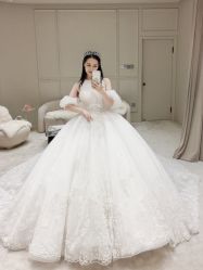 -Renee芮亦婚纱