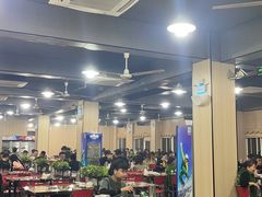 大堂-皖北巫氏三胖地锅鸡(长淮总店)