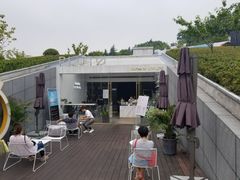 -UNI UNI(环亚凯瑟琳店)