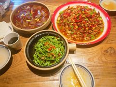 -泥糊破店小酒馆·团建聚餐(南京西路店)