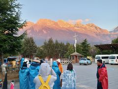 -玉龙雪山游客服务中心