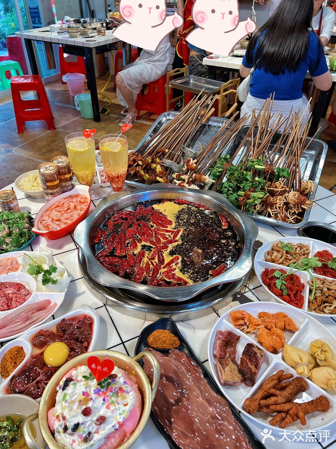 白象居没火之前｜打卡的必吃的火锅串串