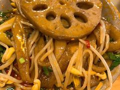 -黄潇洒老火锅(九眼桥宏济巷店)