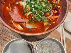 -成都你六姐·牛肉冒菜(上海环宇荟店)