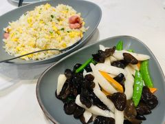 台式香肠炒饭-鹿港小镇(金虹桥国际中心店)