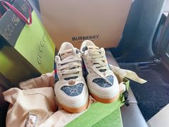 -GUCCI(南京德基店)