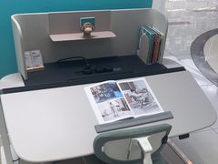 -康朴乐儿童学习桌椅(蓝色港湾店)
