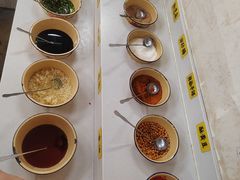 -肖婷姐大铁锅重庆火锅(南湖店)