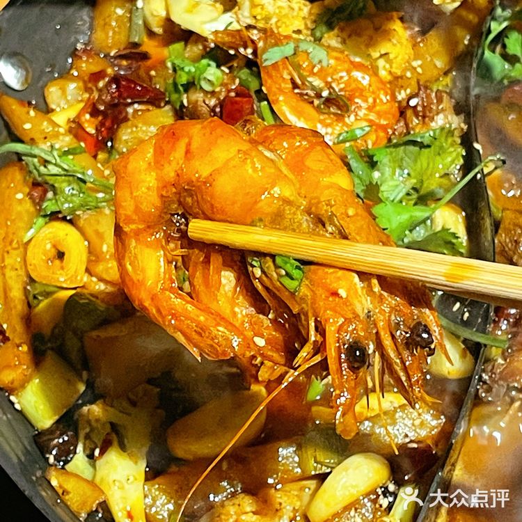 n刷喜在山舍！这锅鸳鸯锅我能炫一辈子[色]