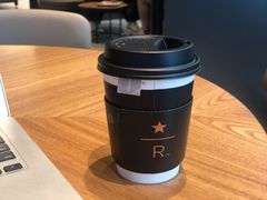 -星巴克臻选(上海合生汇1F店)