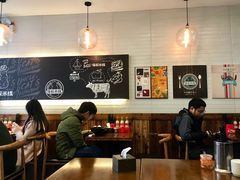 大堂-渝和喵叔米线(南坪万达店)