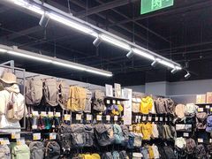 -迪卡侬(西三旗店)