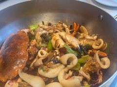-七欣天香辣蟹火锅(闵行浦江欢乐颂店)