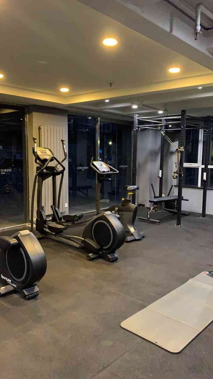 艾威健身ems极速减脂(青年汇店)-"从2016年底在开始在艾威健身到现在