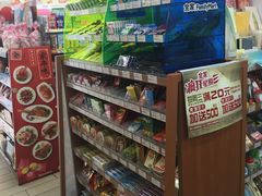 -全家便利店(东直门店)