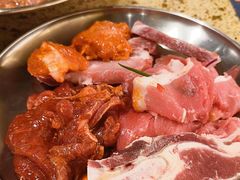 -姜胖胖韩式自助烤肉(光明万达店)